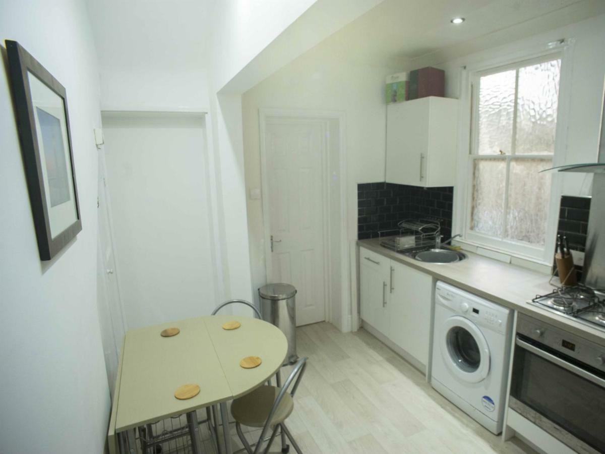 The Ploughman'S Rest Apartment Brighton Exterior photo